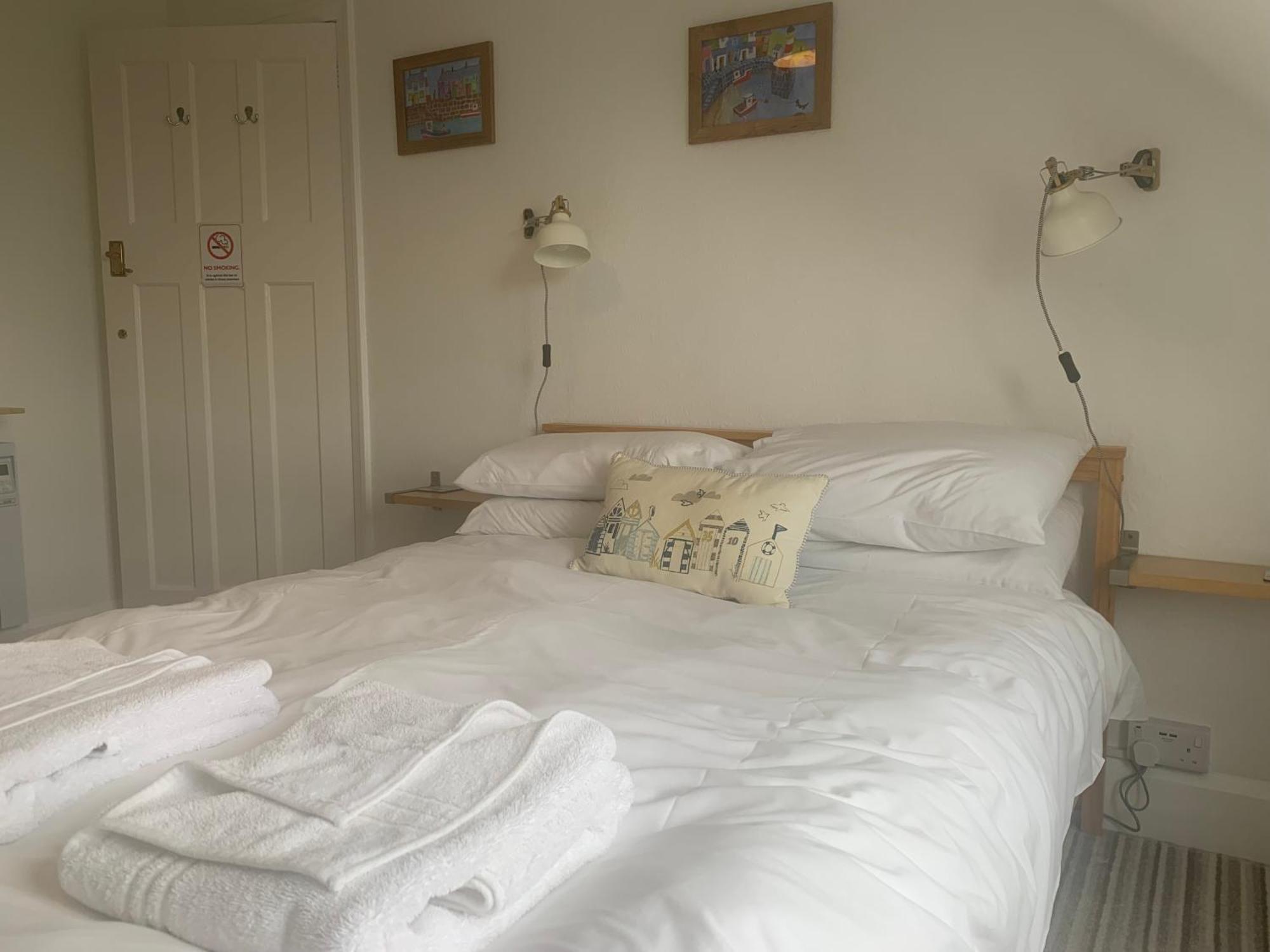 Bed and Breakfast Holly Trees Сихаузес Экстерьер фото